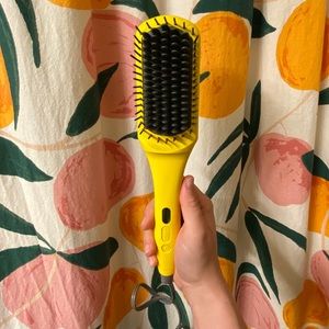 Drybar Brush Crush